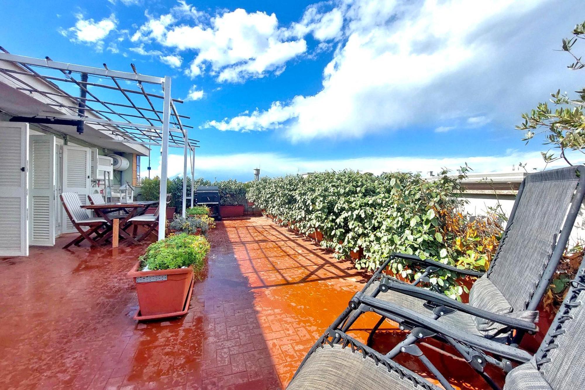 The Attic Apartment Civitavecchia Exterior photo